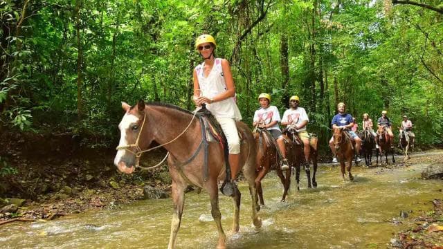 Jaco Beach: Horseback Riding with Natural Pool Stop