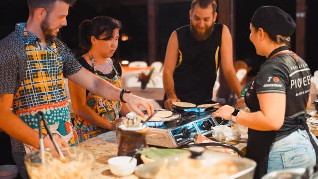 La Fortuna: 3-Hour Costa Rican Cooking Class with Dinner