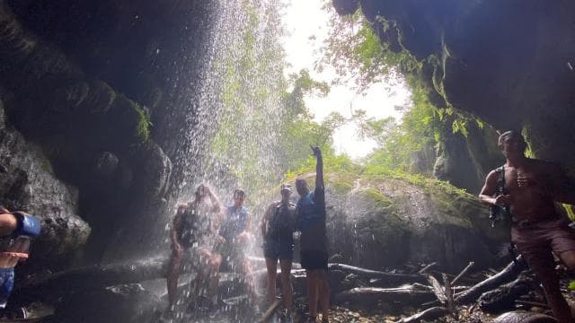 San Juan; Charco Azul & Cueva del Indio Adventure