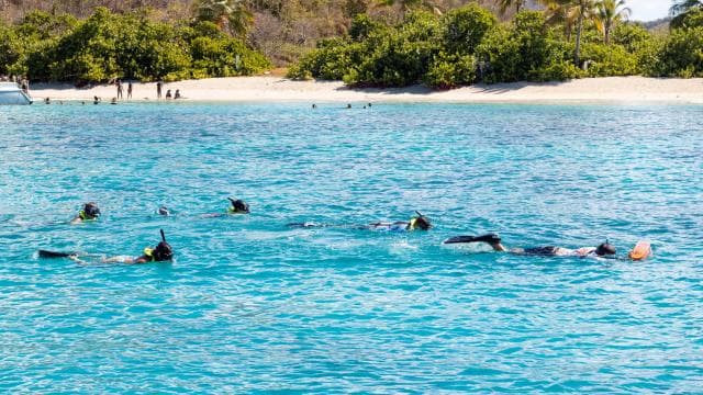 Fajardo: Culebra Island Guided Snorkeling Boat Tour