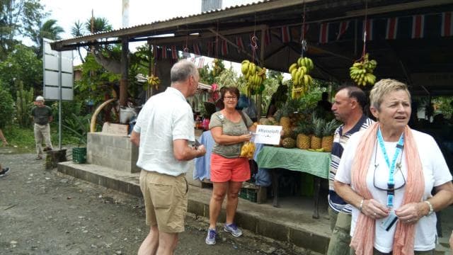Puerto Limon: Half-Day Tortuguero Canals & Playa Bonita Tour
