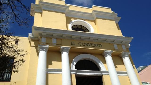 San Juan: History Walking Tour with a Guide