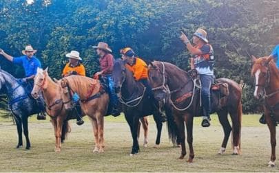 Santo Domingo: Horseback Riding - Round Trip Transportation - Photo 5 (Gallery view)