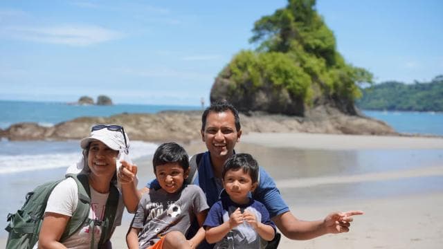 Manuel Antonio National Park: All-Inclusive Guided Tour