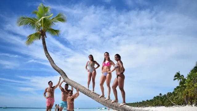 Saona Exclusive Catamaran – Small Group Experience