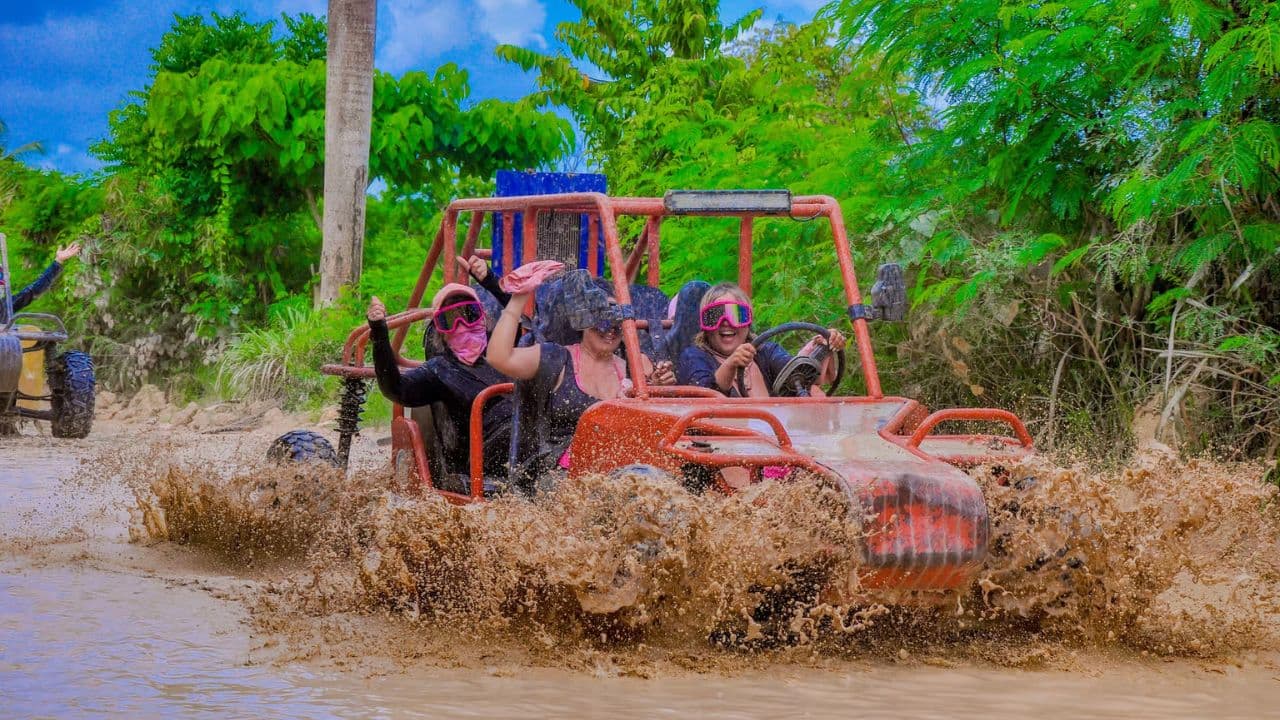 Excursion aventure en buggy avec chocolat et café à Punta Cana - Photo 4 (Gallery view)