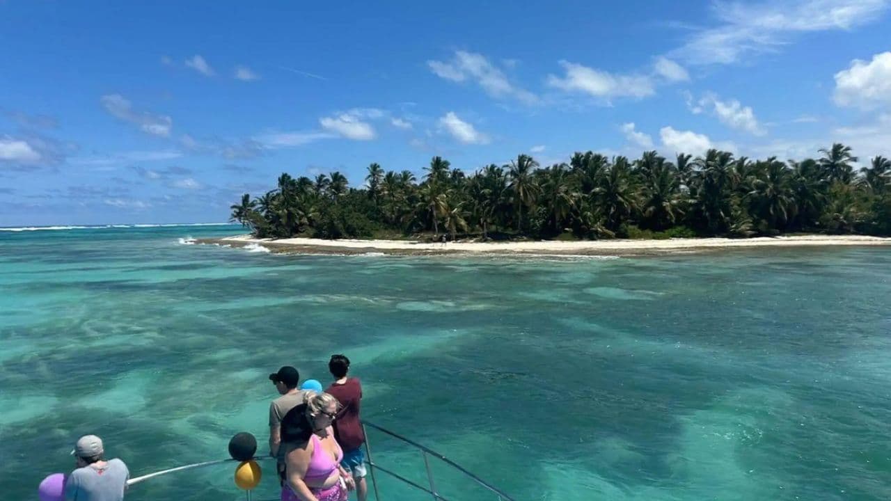 Punta Cana: Sunset Party Boat with Snorkeling - Photo 2 (Gallery view)
