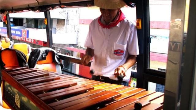 San José: Guided City Bus Tour With Lunch & Welcome Drink