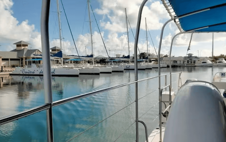 Cayo Blanco Private Trip by Catamaran