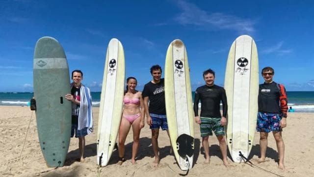 Carolina: Beginners Surf Lesson & Extended Surfboard Rental