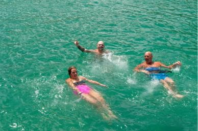 Puerto Plata Catamaran Cruise: plonje, Barbecue ak Open Bar - Photo 3 (Gallery view)