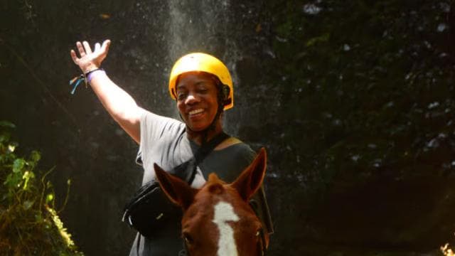 La Fortuna: Arenal River Horseback Riding