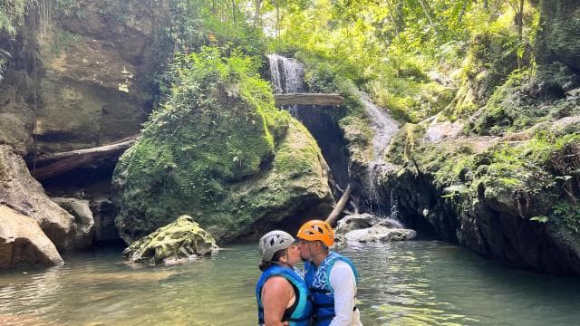 Vega Baja: Highlights views and Guided Tour in Caves