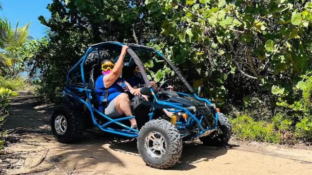 San Juan: El Yunque Waterfalls & Scenic Beach Buggy