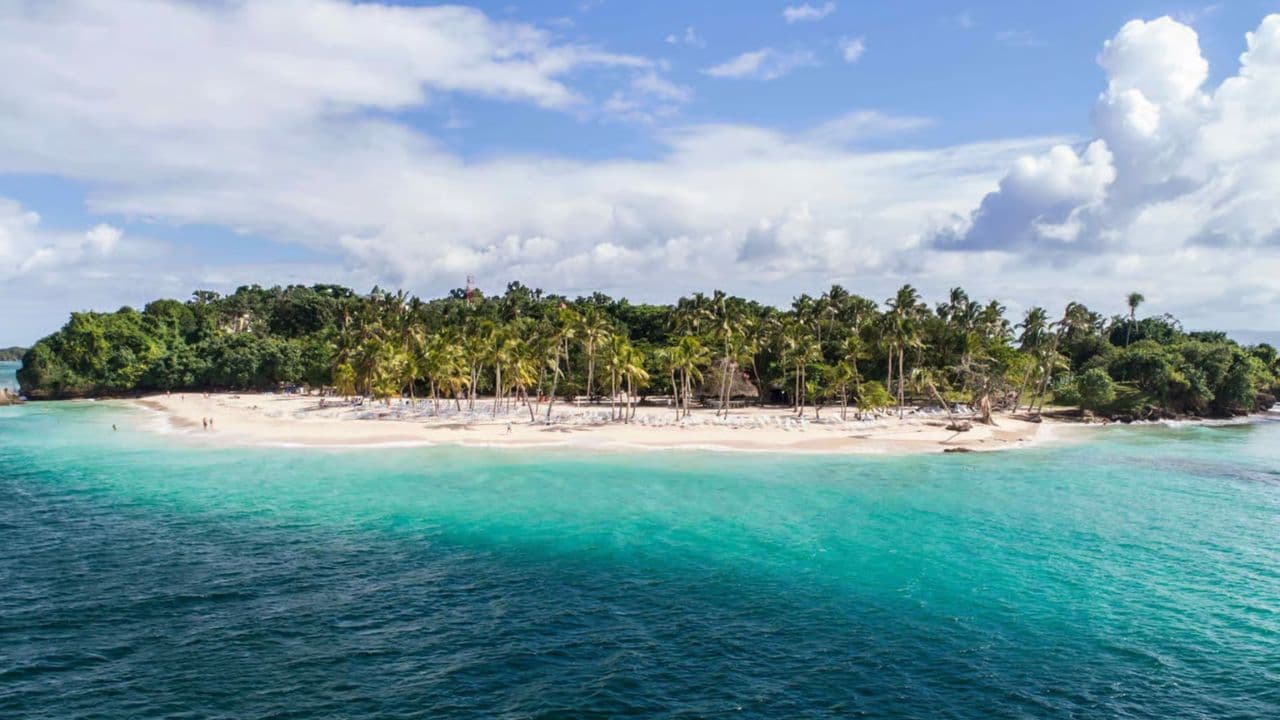 Discovering Samaná: Islands and Waterfalls