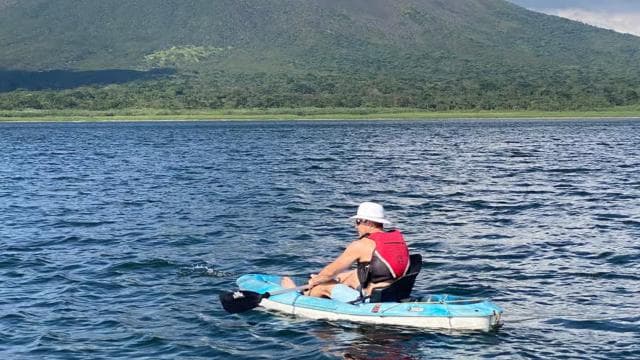 El Castillo: Lake Arenal Standup Paddleboard or Kayak Rental