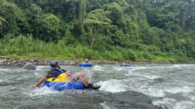 La Fortuna: Arenal River Tubing Adventure