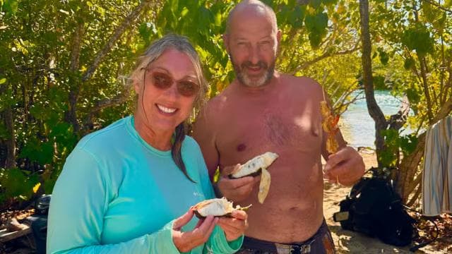 Gilligan Paradise: Snorkeling Adventure & Seafood Delight