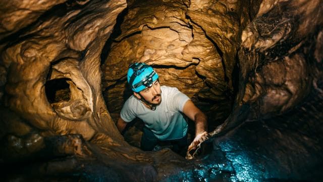 From La Fortuna: Venado Caves Exploration - Small Group Tour