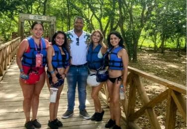 Private:Amber Cove: Zipline, Waterfalls, and Lunch Tour