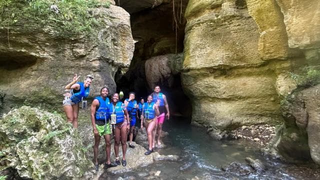 Charco Azul, печери, водоспади, пляж, безкоштовні напої для дорослих - Photo 5 (Gallery view)