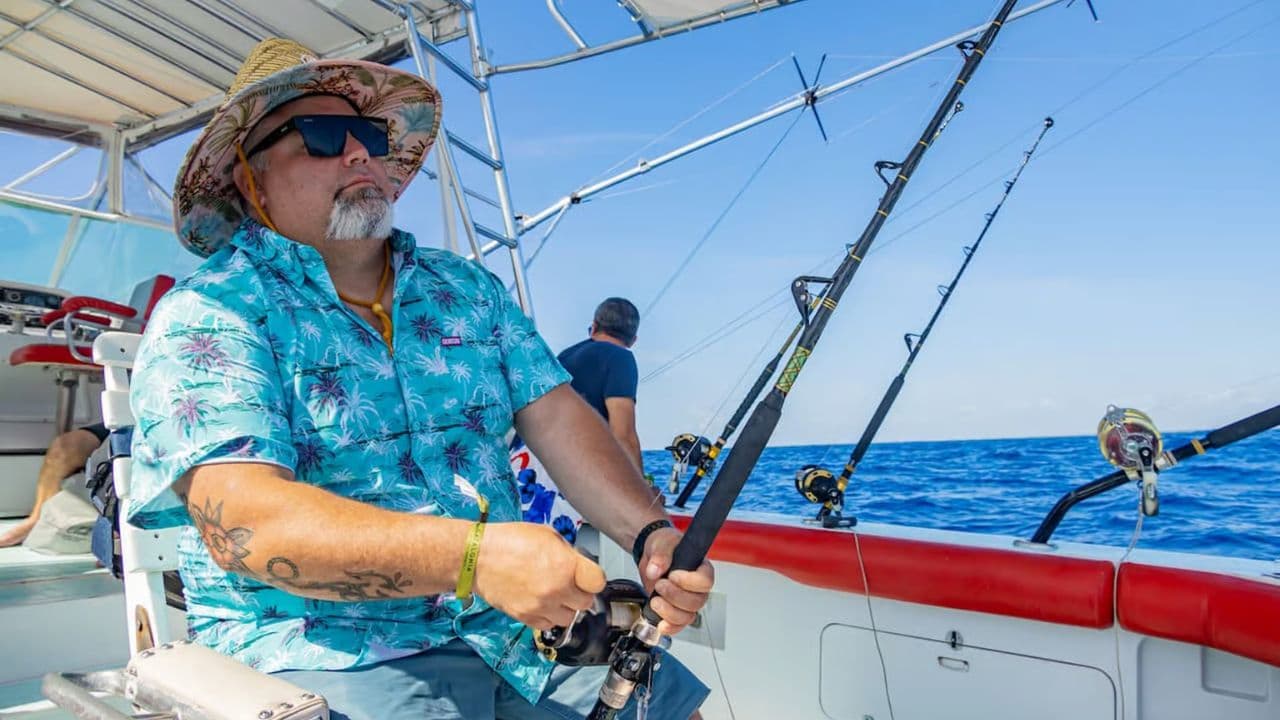 From Punta Cana: Deep Sea Fishing Tour by Boat with Drinks