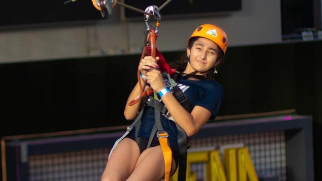 San Juan: Urban Park Sky Bull Zipline Experience - Photo 4 (Gallery view)
