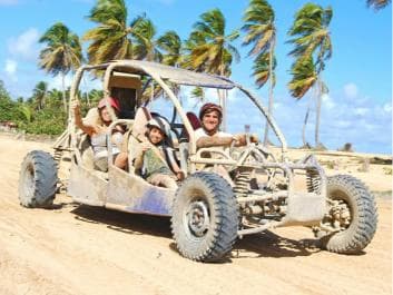 Punta Cana: Boogie Boarding and Parasailing Adventure