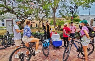Private: Santo Domingo: Colonial Zone Guided Bike Tour