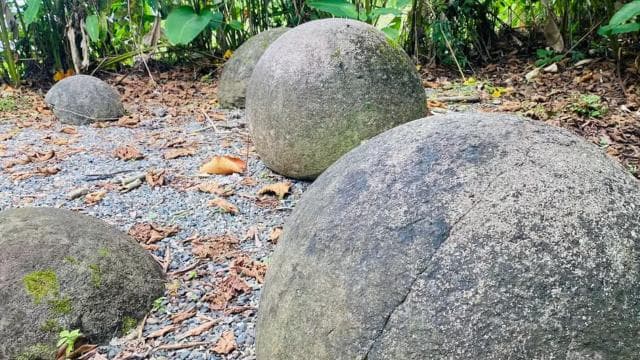 Uvita: Archaeological Sites with Spheres Stone