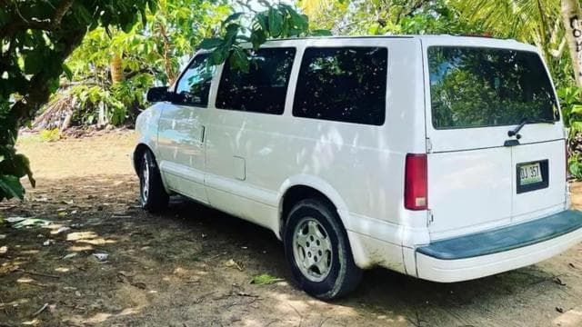 El Yunque & Piñones Tour; Hike, Eat and Chill like a Local