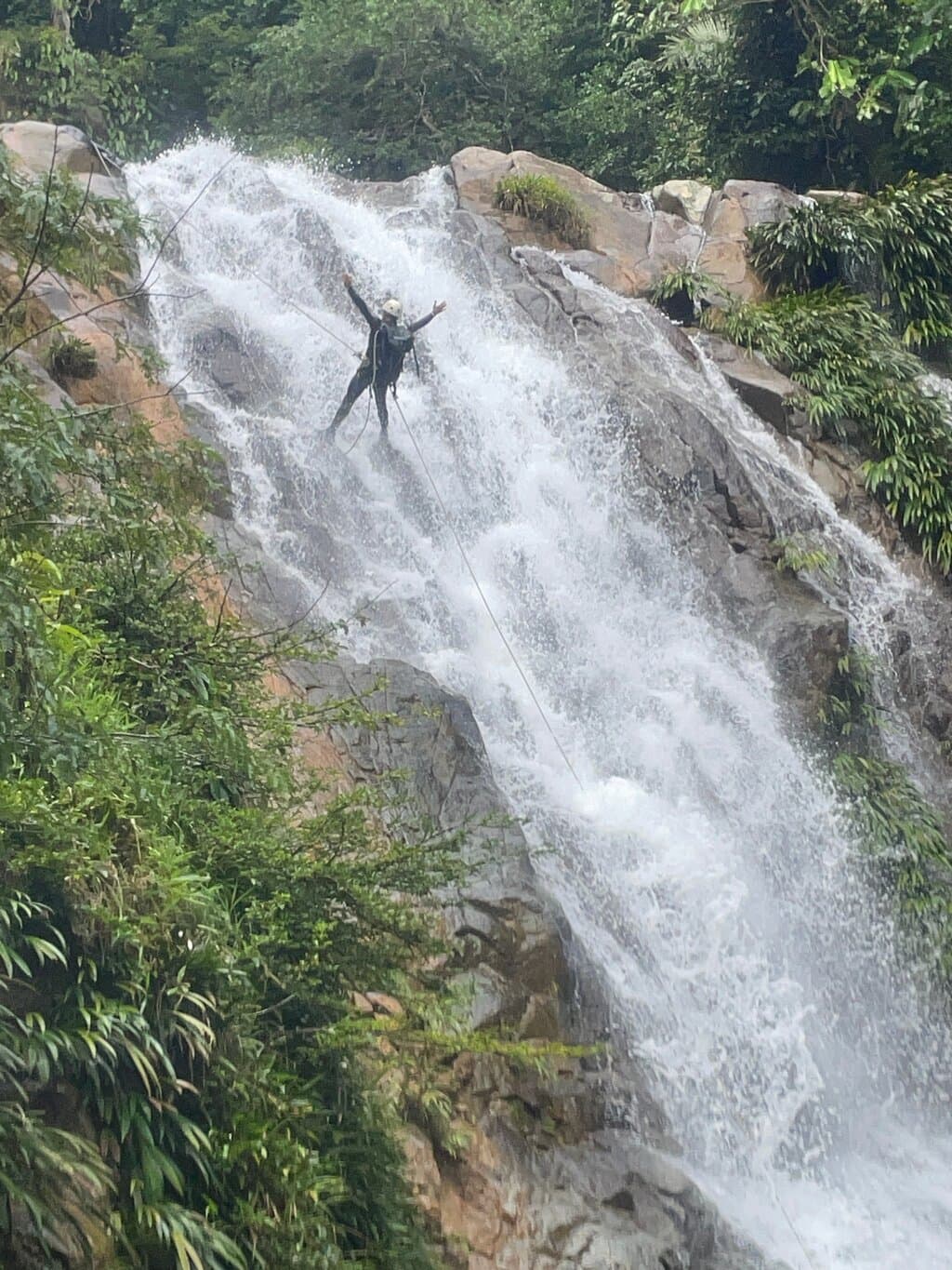 La Cuba WATERFALL RAPPELLING and La Planta GIANT NATURAL POOL from MEDELLIN - Photo 2 (Gallery view)
