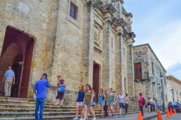 Punta Cana: Santo Domingo Day Trip with Tickets and Lunch - Dominican Republic