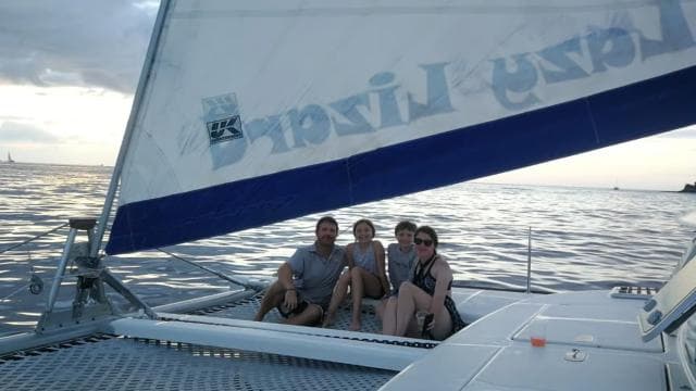 Playa Flamingo: Catamaran Tour and Snorkel With Meal