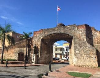Private: Santo Domingo: Colonial Zone Guided Bike Tour
