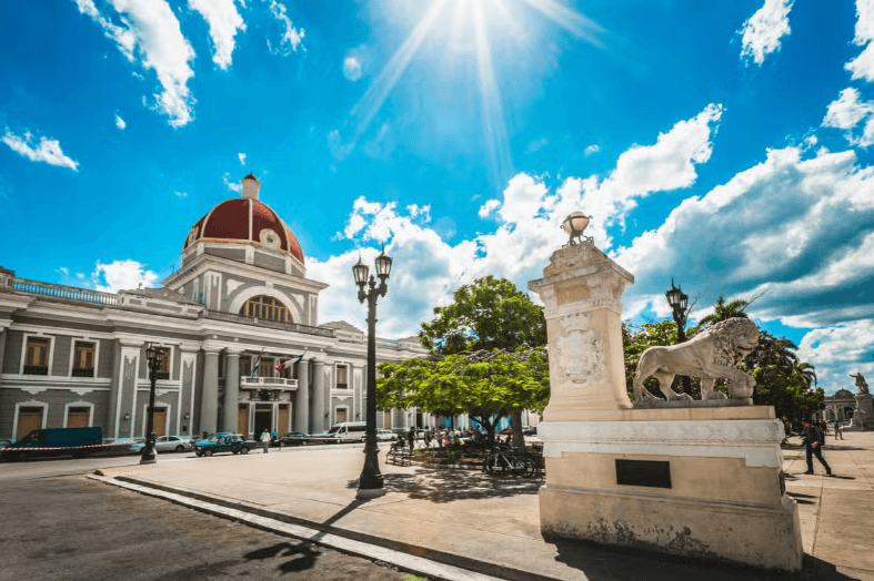 Free Walking Tour of Cienfuegos
