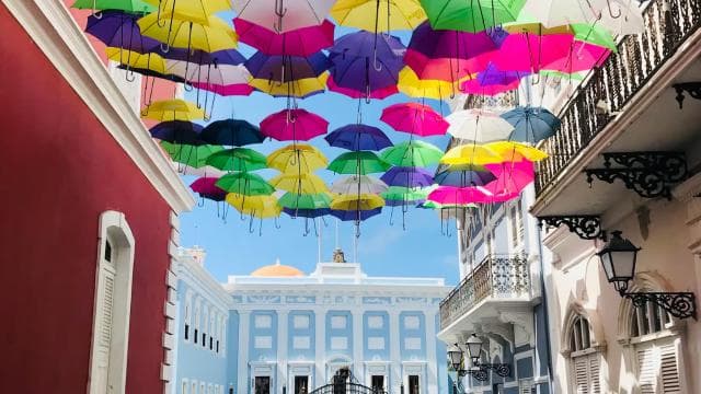 San Juan: Old Town Sunset Walking Tour