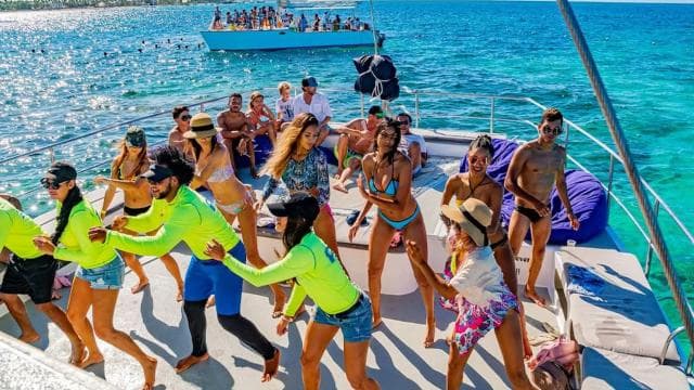 Punta Cana Area: Party Cruise with Parasailing and Open Bar - Photo 2 (Gallery view)