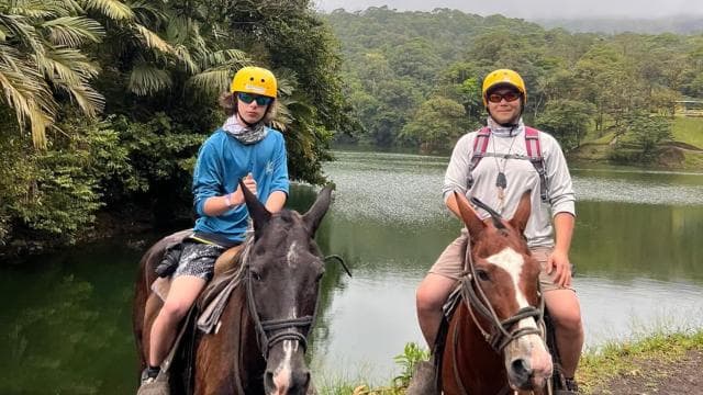 La Fortuna: Arenal Volcano Horseback Riding - Photo 2 (Gallery view)
