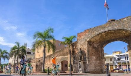 Santo Domingo: City Highlights Guided Bike Tour - Photo 4 (Gallery view)