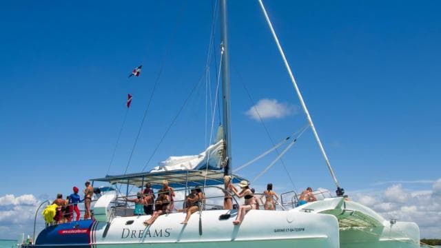 Punta Cana: Catamaran Boat to Saona Island with Buffet Lunch