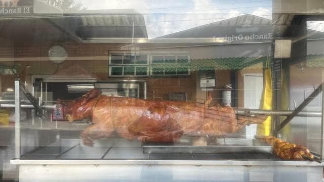 San Juan :Pork highway tour making and tasting food