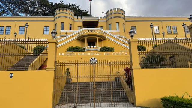 San José: Customizable Private Walking Tour
