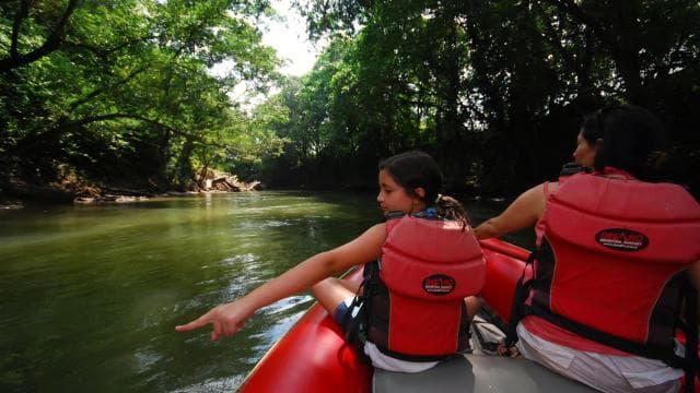 Peñas Blancas River: Small Group Safari Float