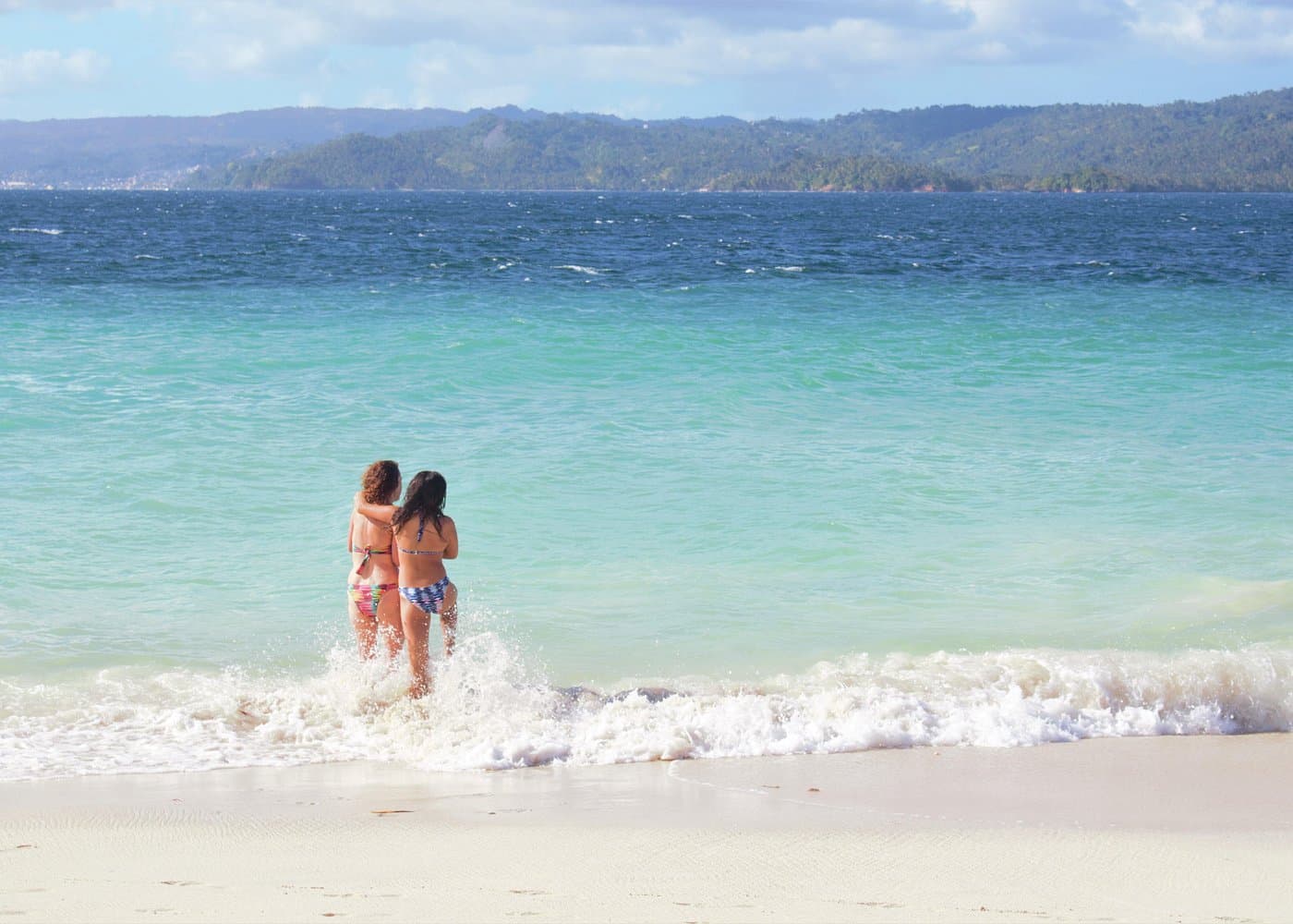 Parque Nacional Los Haitises e isla de Cayo Levantado con guías locales