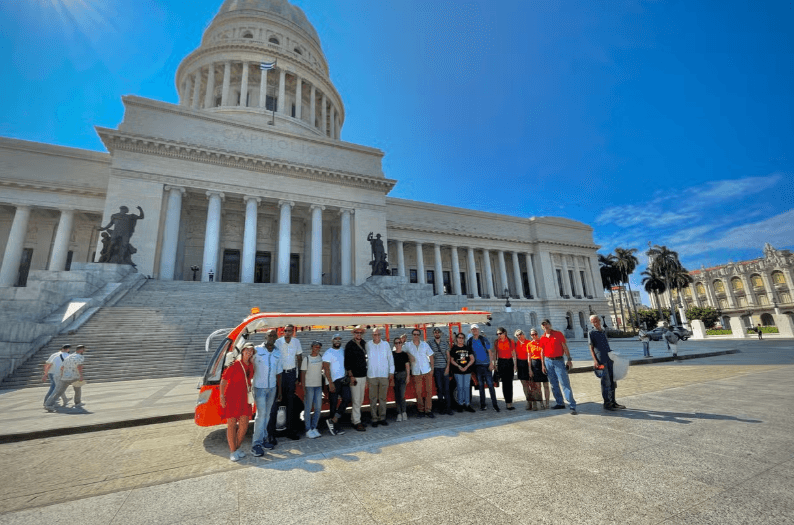 Havana Sightseeing Tram Tour