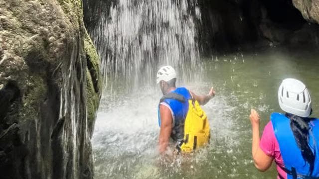 Vega Baja: Highlights views and Guided Tour in Caves - Photo 3 (Gallery view)
