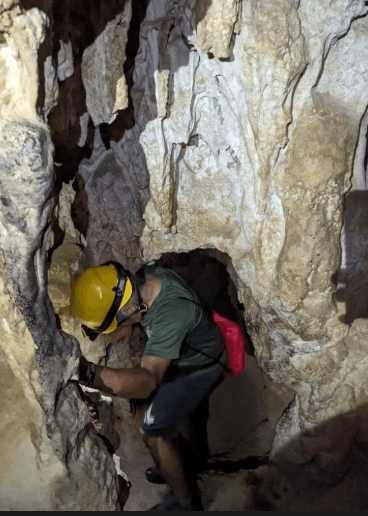 Viñales Caves Vintage Car Tour