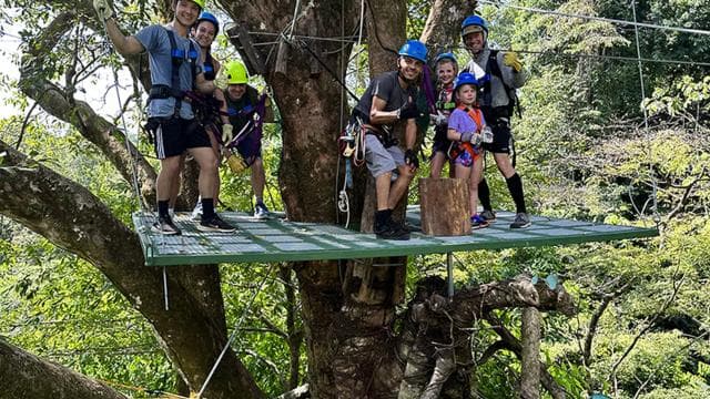 Manuel Antonio: Zipline Canopy Tour with Butterfly Garden