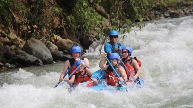 Manuel Antonio: Savegre Whitewater Rafting & Waterfall Tour - Photo 3 (Gallery view)